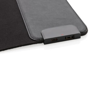 Alfombrilla con carga inalámbrica de 15W y puertos USB 12 P308.211 B 4