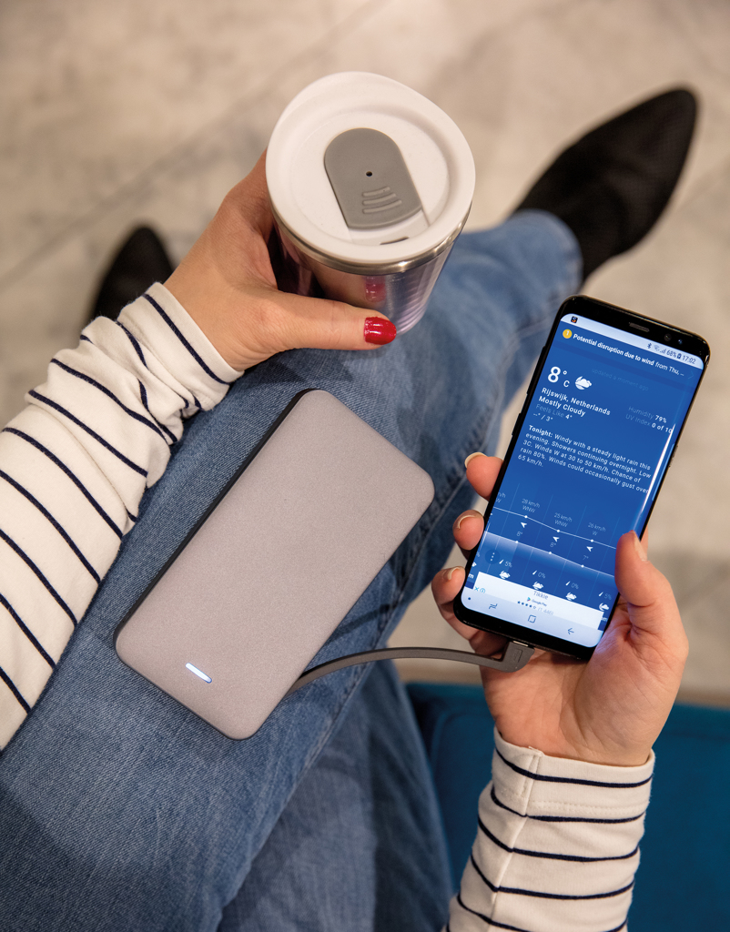 Powerbanks personalizadoss personalizados 10.000 mAh con licencia MFi 10 Powerbanks personalizadoss personalizados 10.000 mAh con licencia MFi - Imagen 10