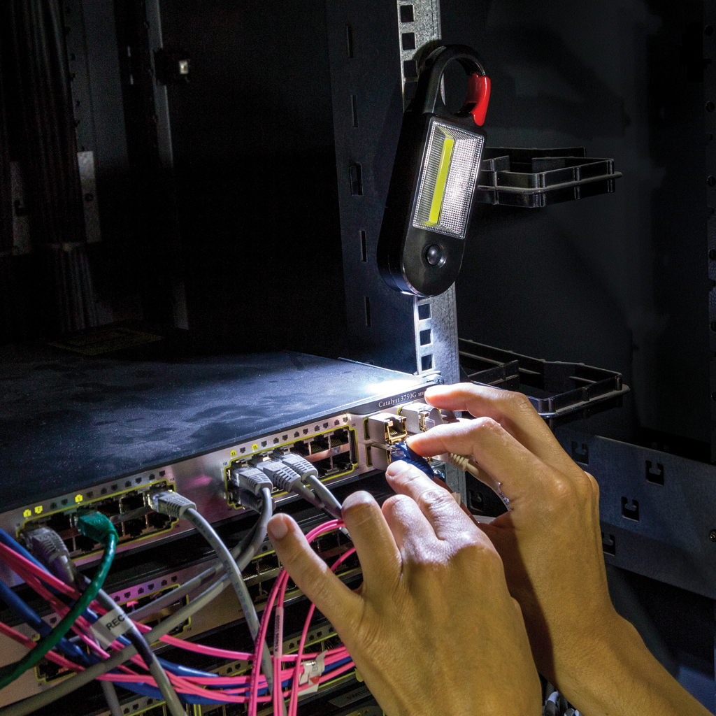 Luz de trabajo COB con imán 6 Luz de trabajo COB con imán - Imagen 6